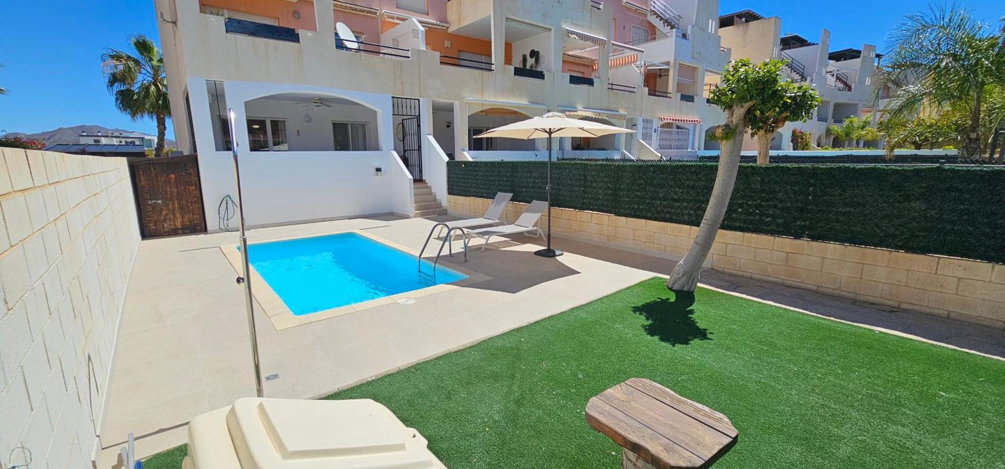 Homes of Spain, Apartamentos Paraíso Vera Playa, Ático Q, Suite Fatu Hiva con piscina privada en solárium, vistas mar en PRIMERA LINEA de PLAYA, WIFI Exterior foto